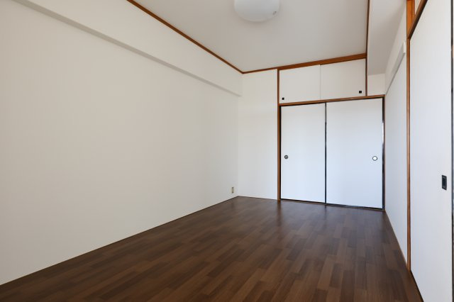 ラ・フェスタ小山の洋室|6.75洋室