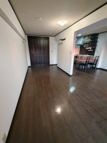 ラフェスタ小山の洋室|和室続き間を1室の洋室にリフォームしています。