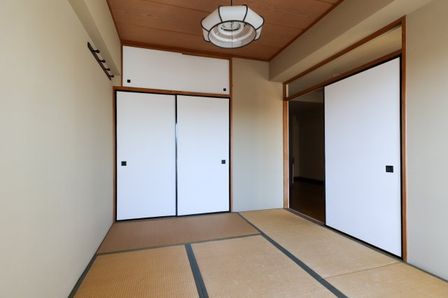 ラ・フェスタ小山の和室|6帖和室