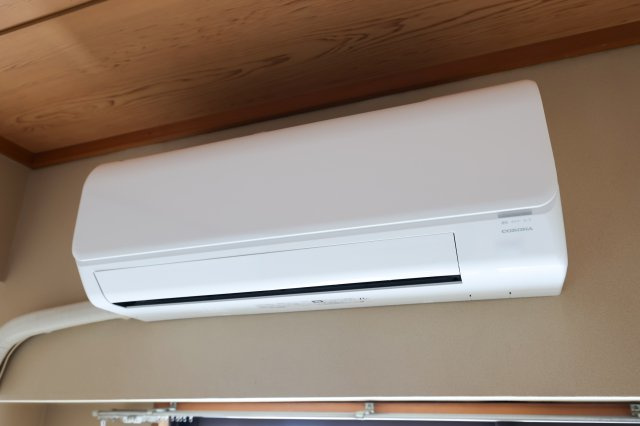 ラ・フェスタ小山の設備|6帖和室　エアコン