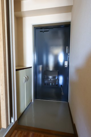 ラ・フェスタ小山の玄関