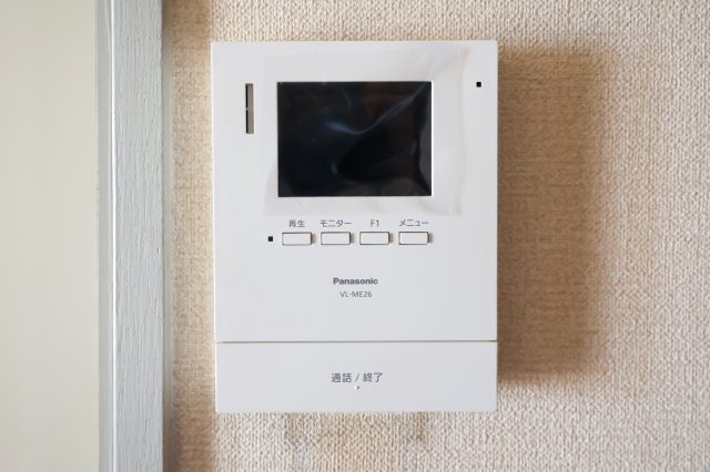 ラ・フェスタ小山のセキュリティ|モニター付きインターホン