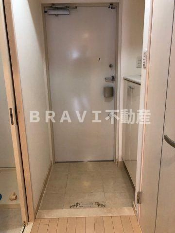 BRAVI南堀江（ブラービ南堀江）　BRAVI不動産の玄関|【BRAVI南堀江】玄関です