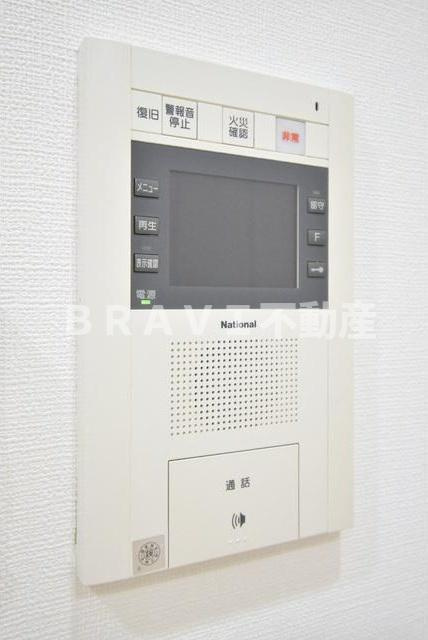 BRAVI南堀江（ブラービ南堀江）　BRAVI不動産のセキュリティ|【BRAVI南堀江】モニター付インターホン