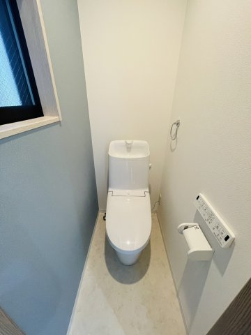 西五百住町　建築条件付き土地のその他|【トイレ/施工例】
壁リモコンで両サイドがスッキリ。多彩な機能付で清潔なトイレ空間に♪