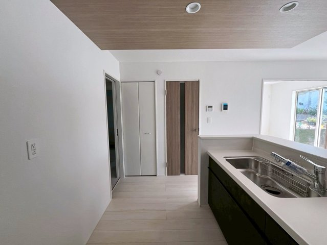 グラファーレ恩納村安富祖　2号棟の内観：施工例|※未完成物件の為、同建築会社施工参考写真となります。