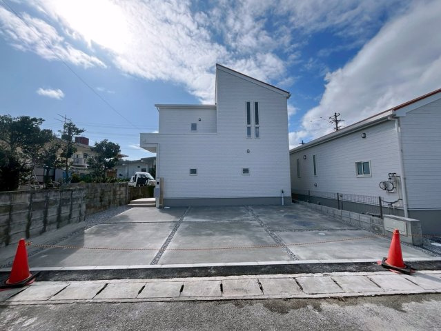 グラファーレ恩納村安富祖　2号棟の外観パース|全2棟