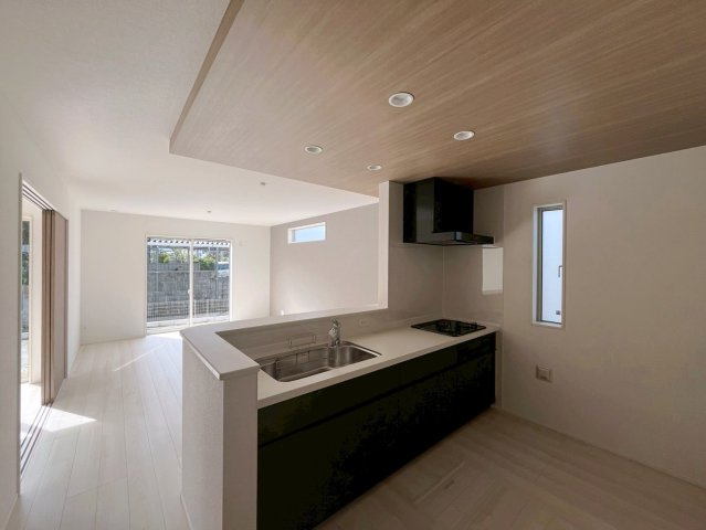 グラファーレ恩納村安富祖　2号棟の外観|2025/9/16現地写真