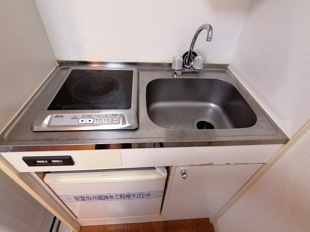 レオパレスＳｏｕｔｈＣｏｕｒｔのキッチン|きれいなキッチンです