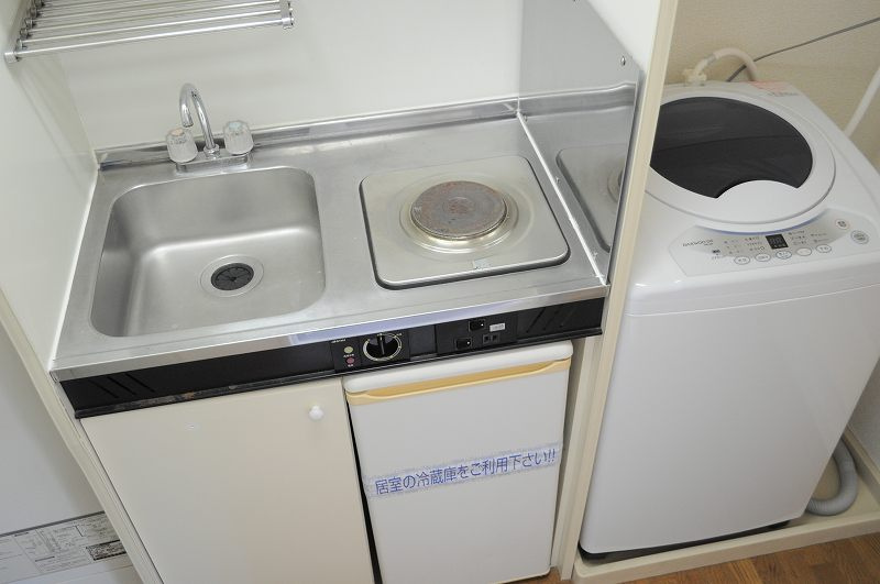 レオパレスＳｏｕｔｈＣｏｕｒｔのキッチン|使いやすいキッチンです