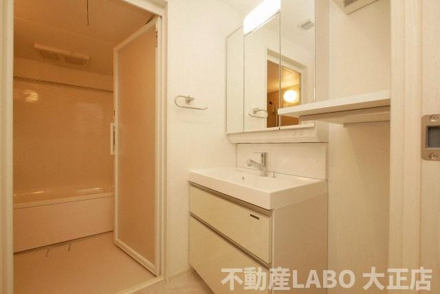 プレジオ阿波座の独立洗面台