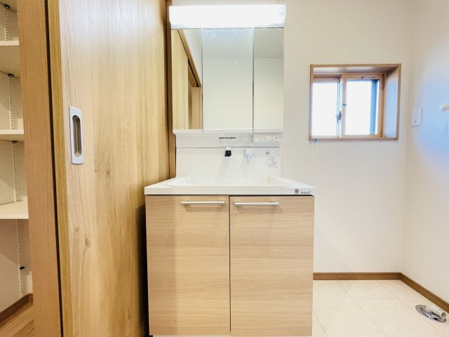 【独立洗面台】 | 深谷市上野台第59期　ワイウッドコート　新築戸建　全3区画　1号棟　