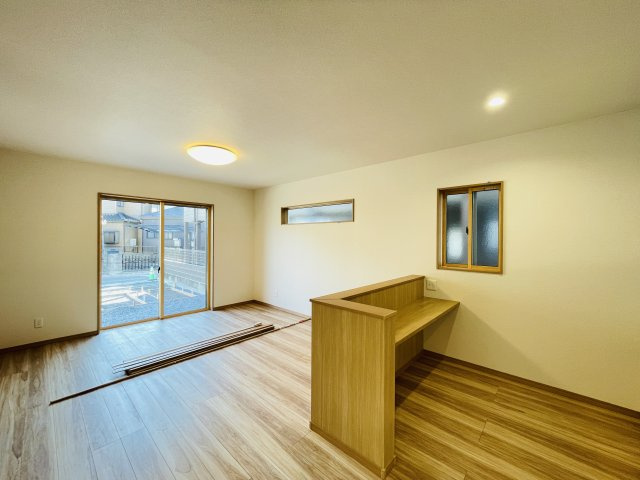 【居間・リビング】 | 深谷市上野台第59期　ワイウッドコート　新築戸建　全3区画　1号棟　