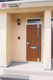 【エントランス】