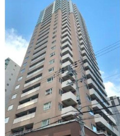 クロスレジデンス大阪新町の外観