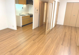 クロスレジデンス大阪新町の居間・リビング