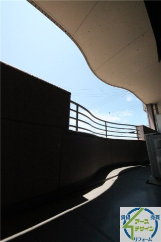 マウントック・レオのバルコニー|※類似部屋