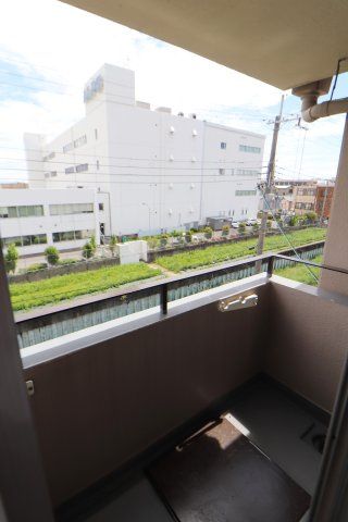 プロックコートのバルコニー