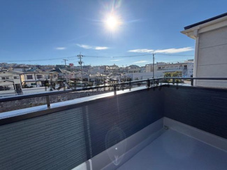 【バルコニー】 | 神戸市垂水区福田3丁目　新築戸建　仲介手数料無料！ | バルコニー付きです