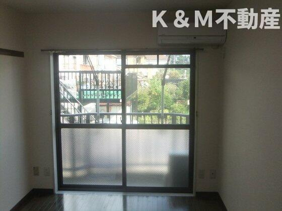 サンライズ北柏の居間・リビング|中はこのようになっています