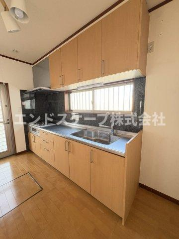 Les Aubepines昭和(レ・ゾービピン昭和)のキッチン|高崎、前橋のお部屋探しはエンドスケープまで！お客様の理想お聞かせ下さい♪