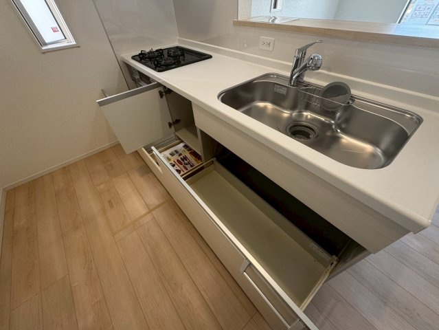 ♥♥南風原町津嘉山第６－2号棟（全４棟）のキッチン