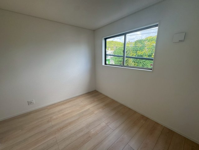 ♥♥南風原町津嘉山第６－2号棟（全４棟）の洋室