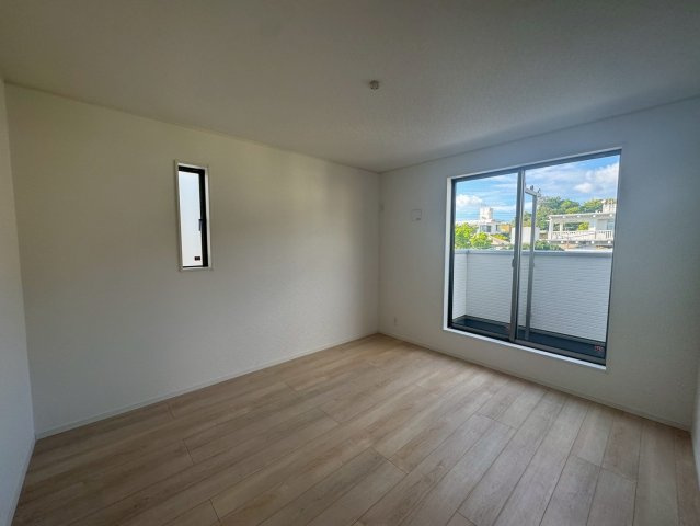 ♥♥南風原町津嘉山第６－2号棟（全４棟）の洋室