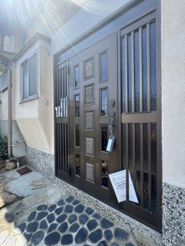 長者町戸建のエントランス