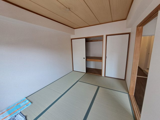 メゾンロブレ西宮の和室