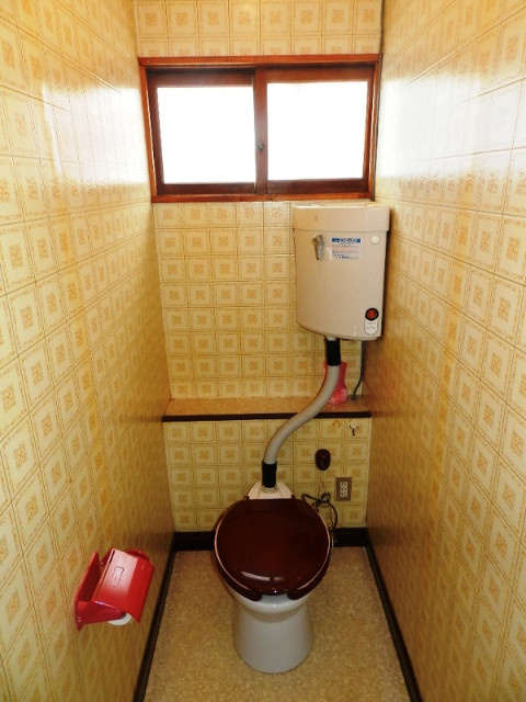 室蘭市幌萌町11-1戸建のトイレ