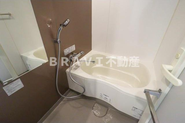 ISM谷町六丁目　BRAVI不動産の浴室