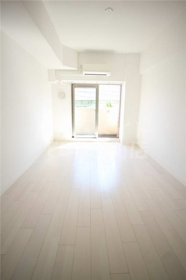 【寝室】 | ララプレイスOSAKA WEST PRIME | 使い勝手のいい寝室です