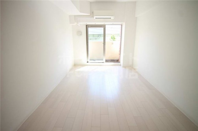 【居間・リビング】 | ララプレイスOSAKA WEST PRIME | 使いやすいリビングです