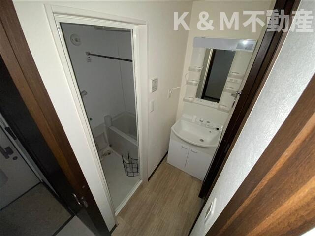 柏庵～ＨＡＫＵ－ＡＮ～の洗面所|明るい洗面所です