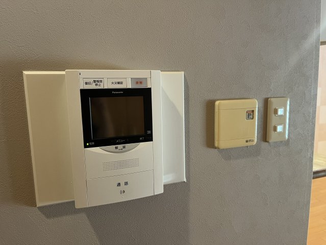 ジュネス泉佐野コンドミニオのセキュリティ|テレビモニター付インターホン