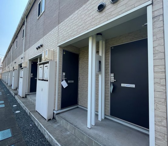 【玄関】 | レオパレスフリージア山手