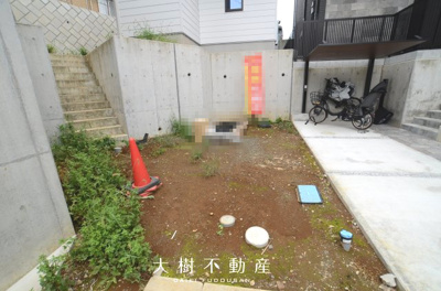 【駐車場】 | 海老名市大谷北2丁目　新築戸建て　全2棟【仲介手数料無料】 | ※外構はこれからになります（令和7年10月上旬現在）