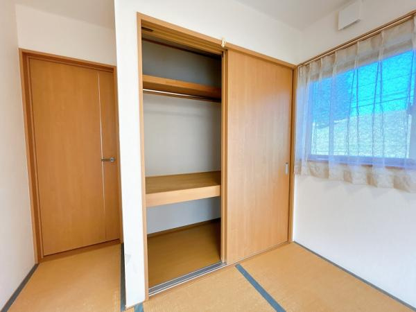 八戸市南白山台２丁目の収納|1階和室押入