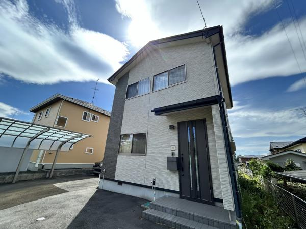 八戸市南白山台２丁目の外観