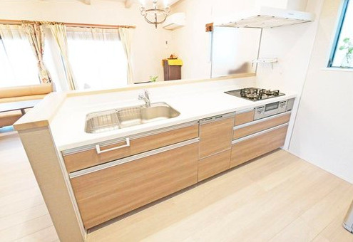 安城市横山町浜畔上　中古戸建のキッチン|きれいなキッチンです