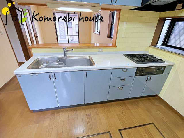 さいたま市西区宮前町　中古一戸建てのキッチン