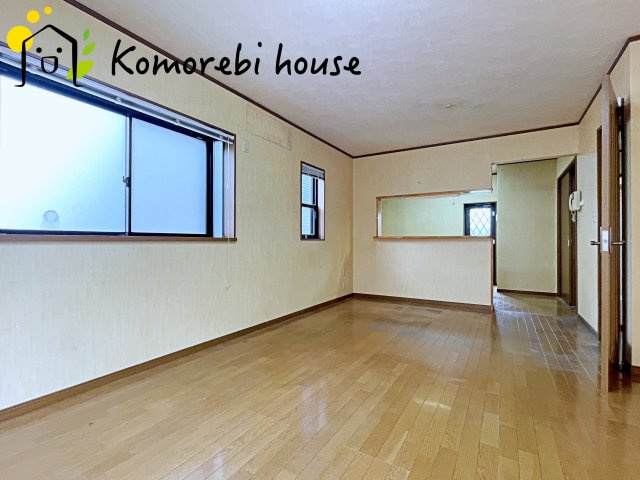 さいたま市西区宮前町　中古一戸建ての居間・リビング|撮影：25/10/14