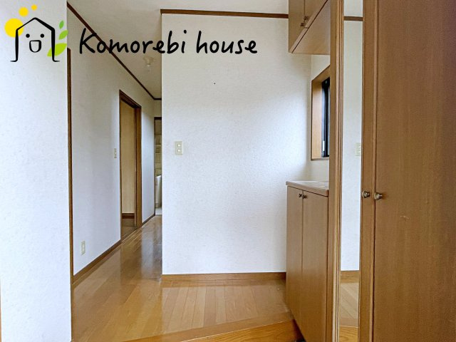 さいたま市西区宮前町　中古一戸建ての玄関