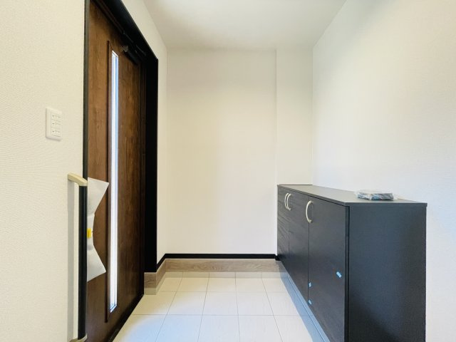 【玄関】 | 深谷市上野台第59期　ワイウッドコート　新築戸建　全3区画　2号棟　