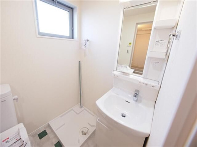 【洗面所】 | Mythos板橋新河岸 | スペースが確保できる洗面所です