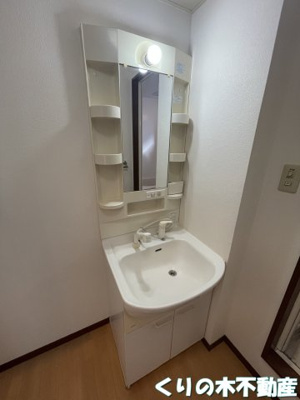 【洗面所】 | ディアスしまなみB棟 | スペースが確保できる洗面所です