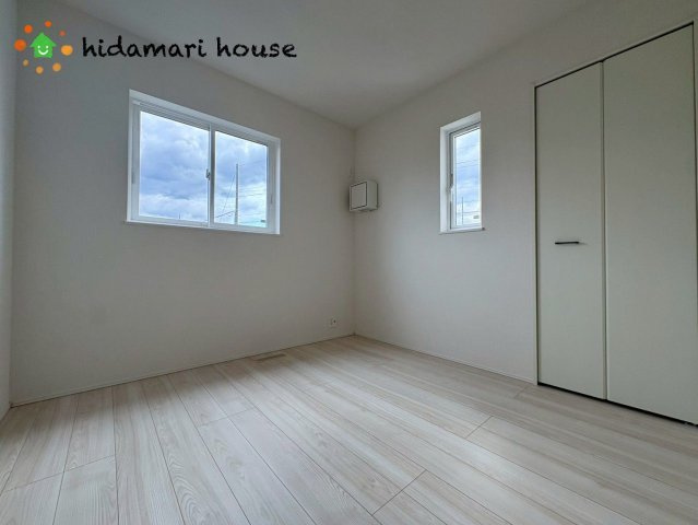 桶川市上日出谷南1丁目第1期　新築戸建　リナージュ02の洋室|1階洋室：4.5帖