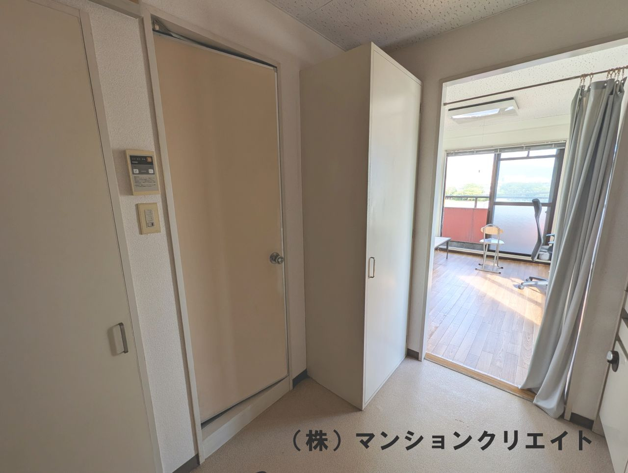 ゴールデンパーク豊島の洗面所|ユニットバス入り口です