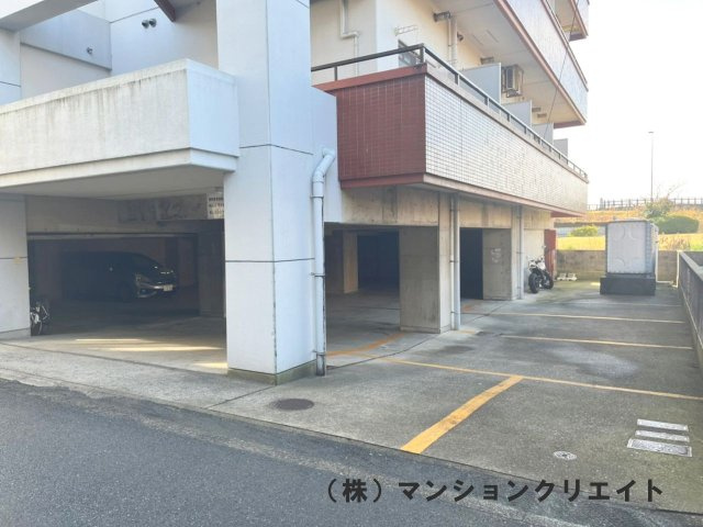 ゴールデンパーク豊島の駐車場